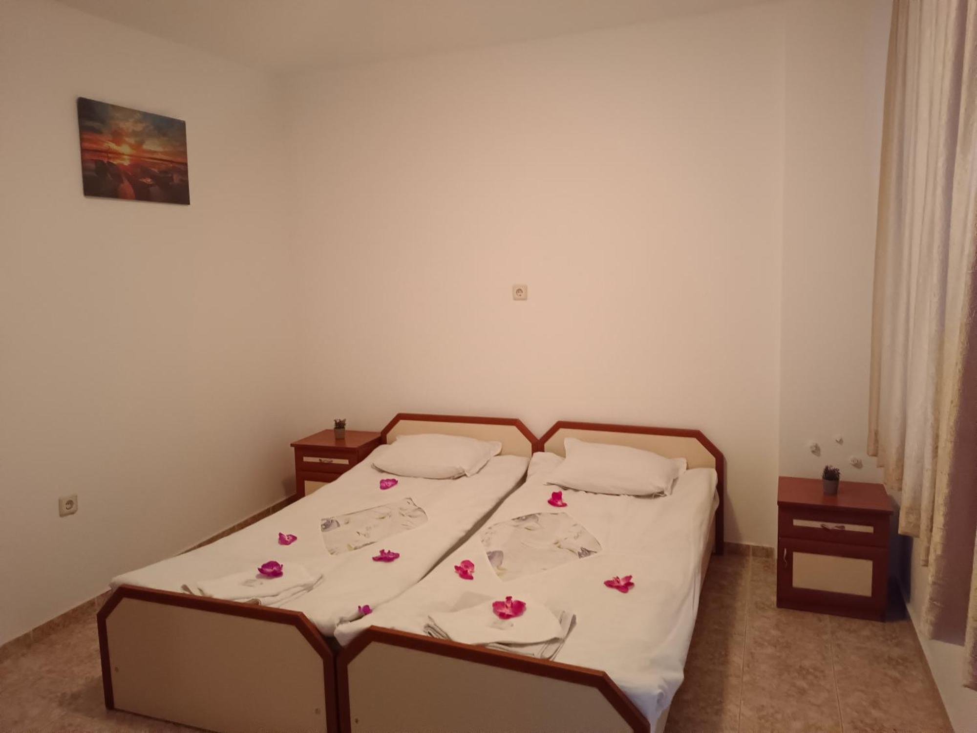Стаи За Гости Ники Nessebar Exterior foto